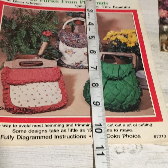 Vintage crochet, cross stitch, needlepoint, and quilting booklets ‘70’s and 80’s - Picture 13 of 16